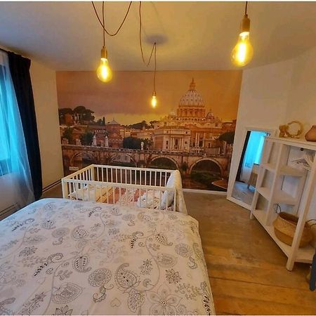 Апартаменти Old Design Duplex Бастонь Екстер'єр фото