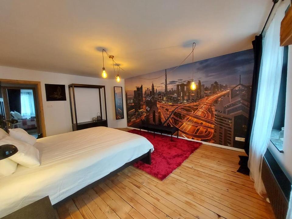 Апартаменти Old Design Duplex Бастонь Екстер'єр фото